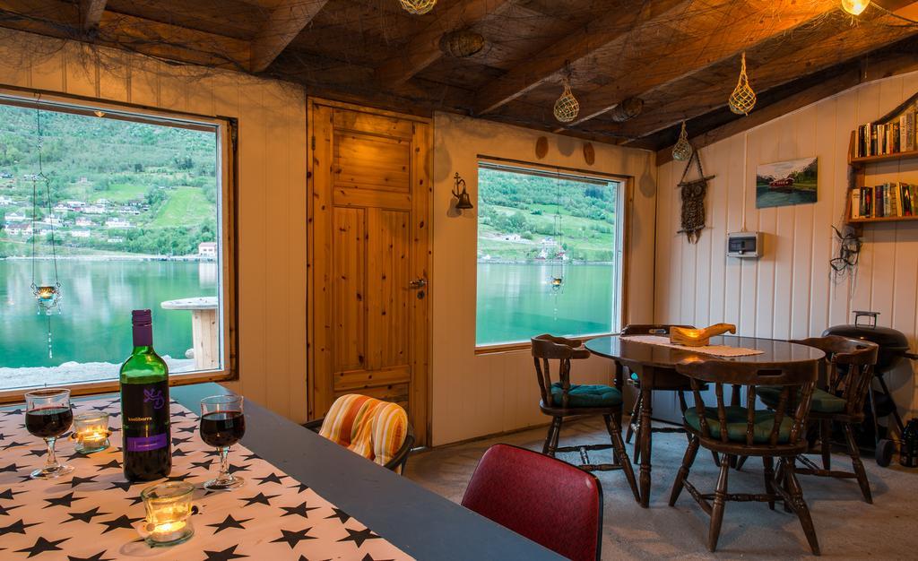 Nesset Fjordcamping Olden Ngoại thất bức ảnh