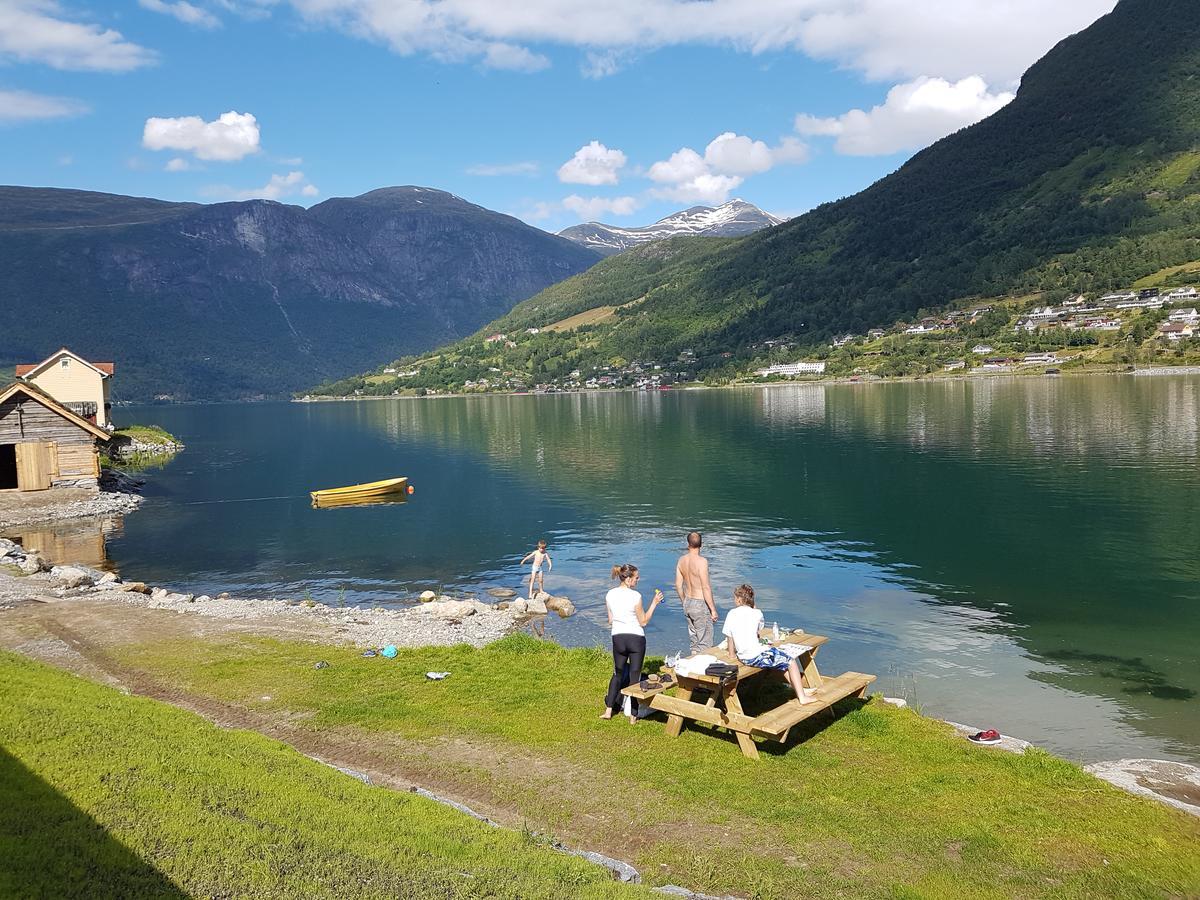 Nesset Fjordcamping Olden Ngoại thất bức ảnh